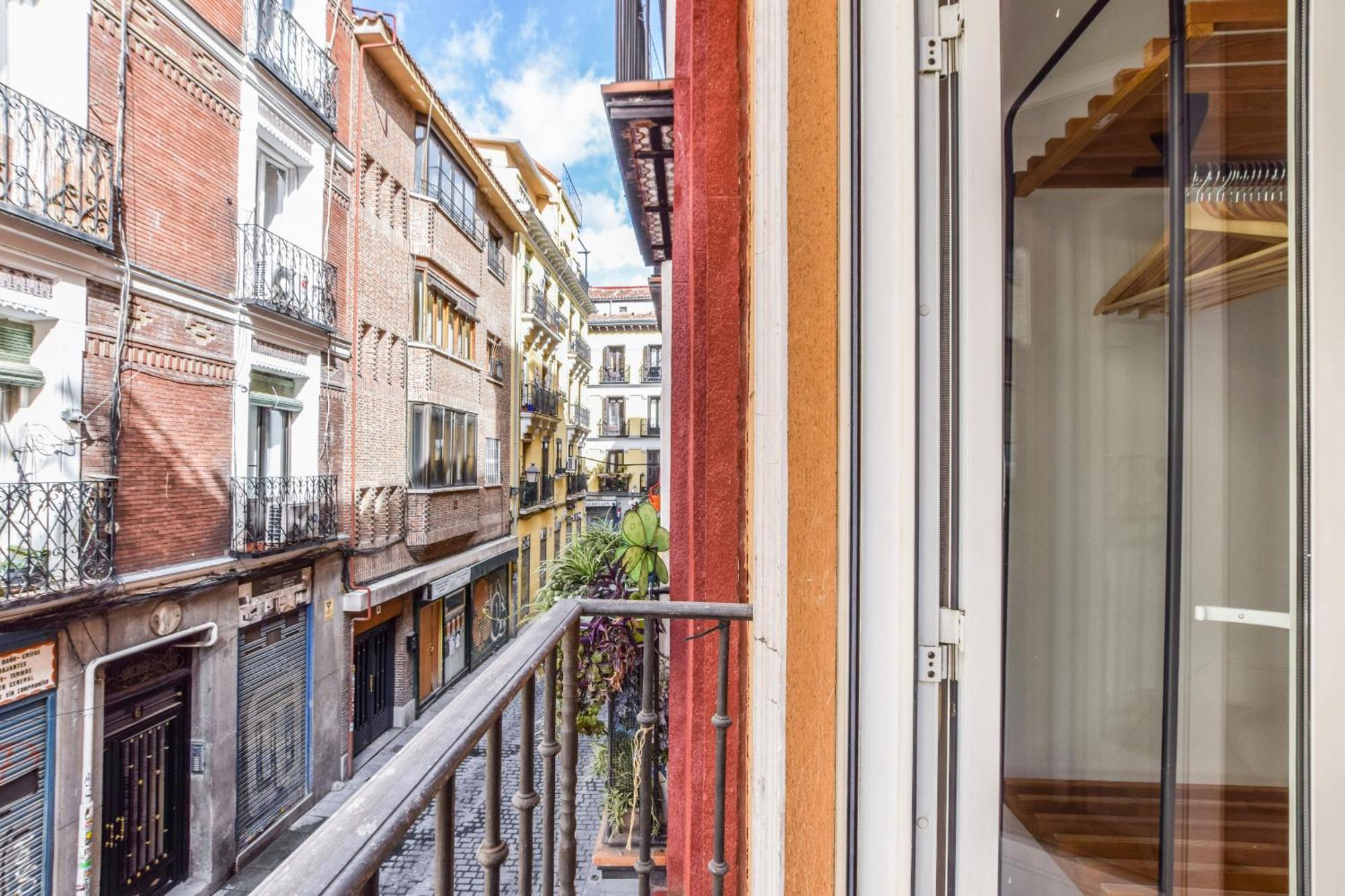 Reformados 6 Personas En Lavapies Alquiler Temporal Apartamento *